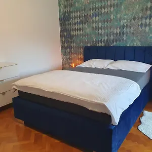 Sasha Pula